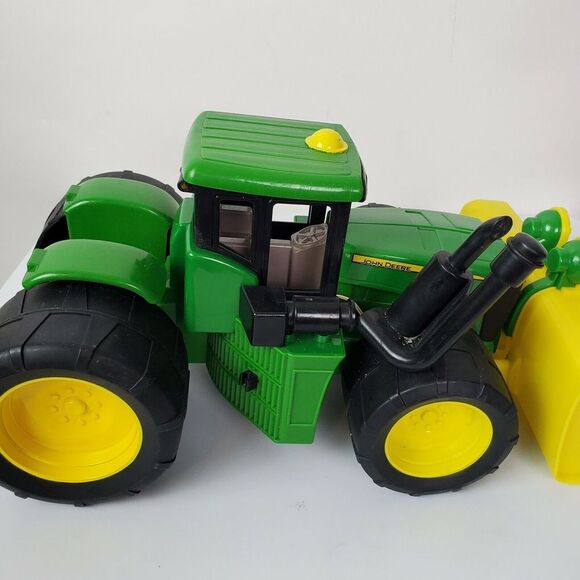 John Deere Green Collectible Plastic Toy‎ Tractor with Yellow Plow - Picture 3 of 6
